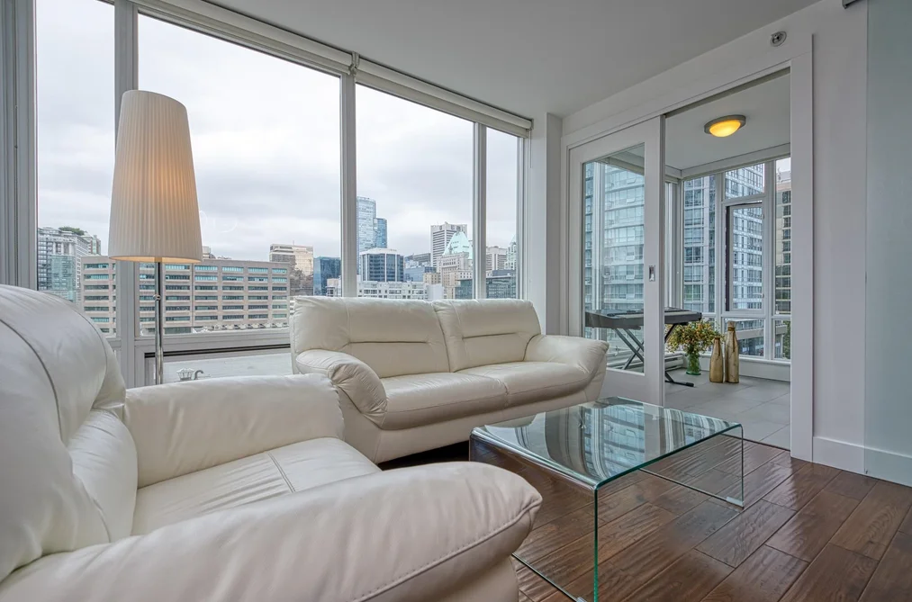 1104 565 SMITHE STREET, Vancouver BC V6B 0E4, Vancouver BC — Residential for Sale - Photo 2