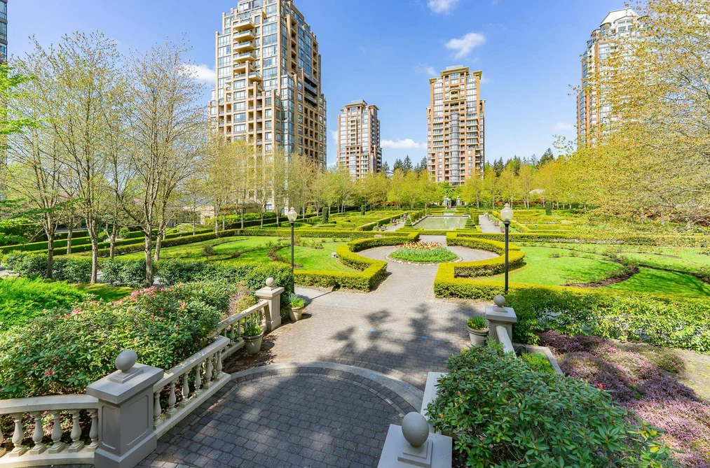 Condo for sale at 1104 6888 Station Hill Drive Burnaby British Columbia - MLS: R3121558