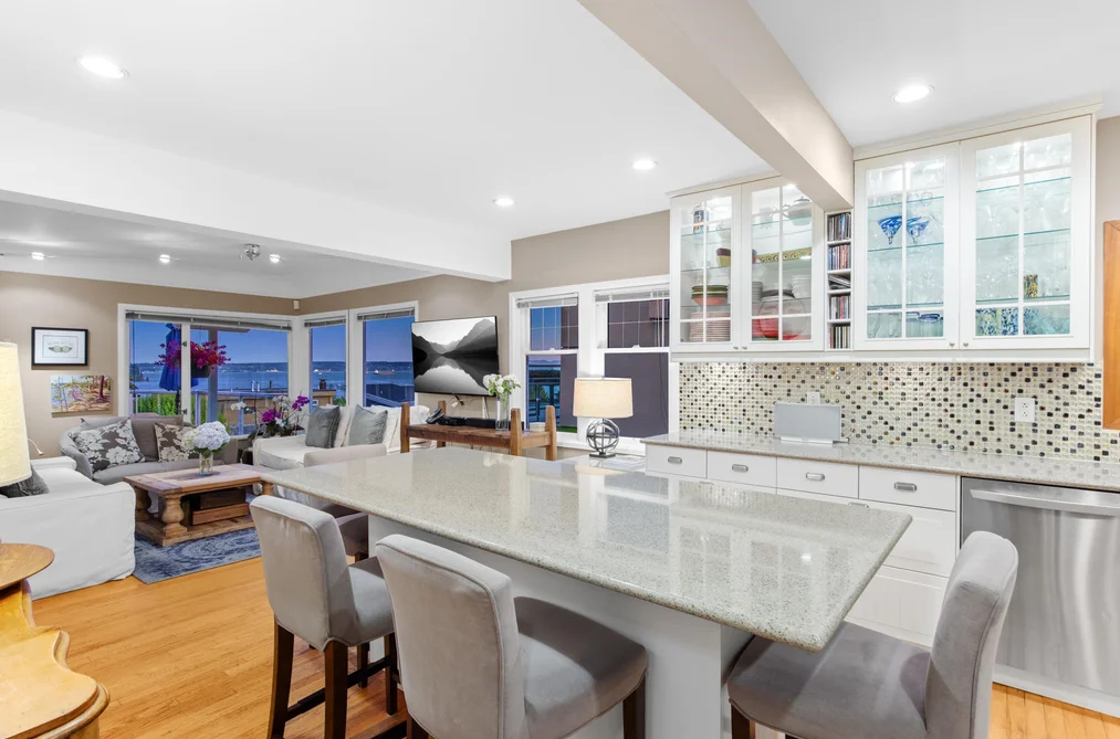1104 ESQUIMALT AVENUE, West Vancouver BC V7T 1K1, West Vancouver BC — Residential for Sale — Photo 10 of 40