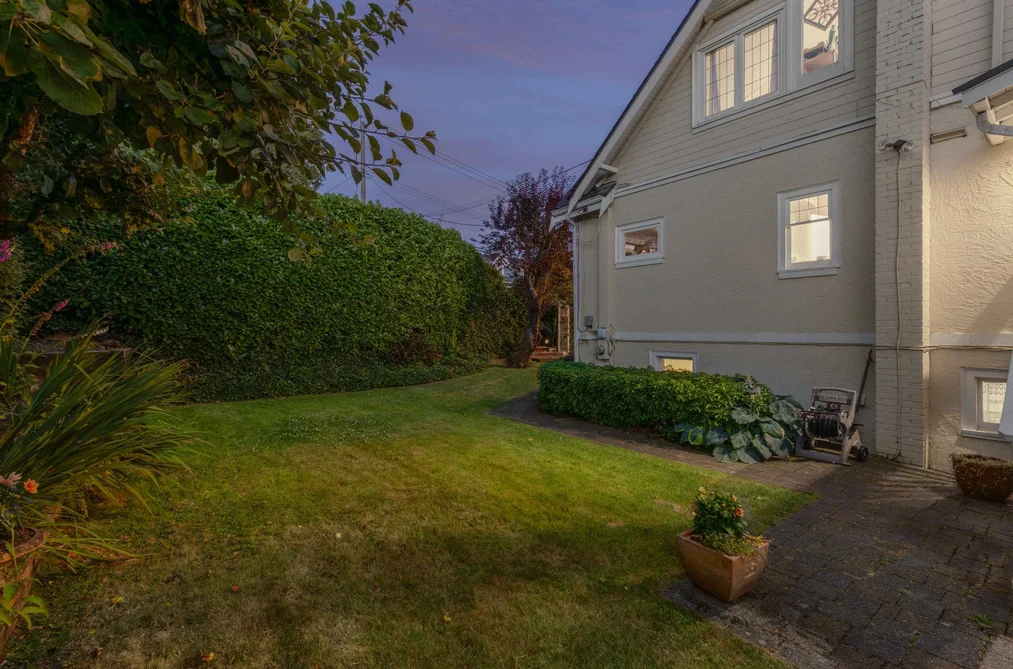 1104 ESQUIMALT AVENUE, West Vancouver BC V7T 1K1, West Vancouver BC — Residential for Sale — Photo 32 of 40
