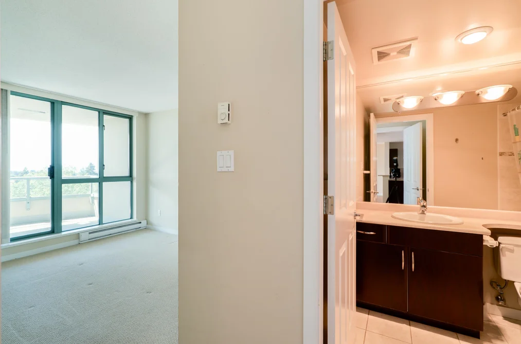 1105 6659 SOUTHOAKS CRESCENT, Burnaby BC V5E 4M9, Burnaby BC — Residential for Sale — Photo 17 of 36