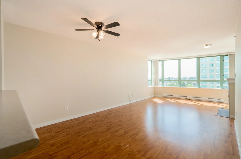 1105 6659 SOUTHOAKS CRESCENT, Burnaby BC V5E 4M9, Burnaby BC — Residential for Sale — Photo 4 of 36
