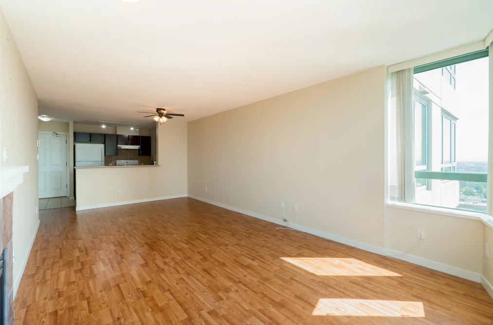 1105 6659 SOUTHOAKS CRESCENT, Burnaby BC V5E 4M9, Burnaby BC — Residential for Sale — Photo 6 of 36