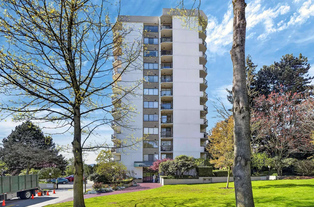 Condo for sale at 1105 701 W Victoria Park North Vancouver British Columbia - MLS: R3113683