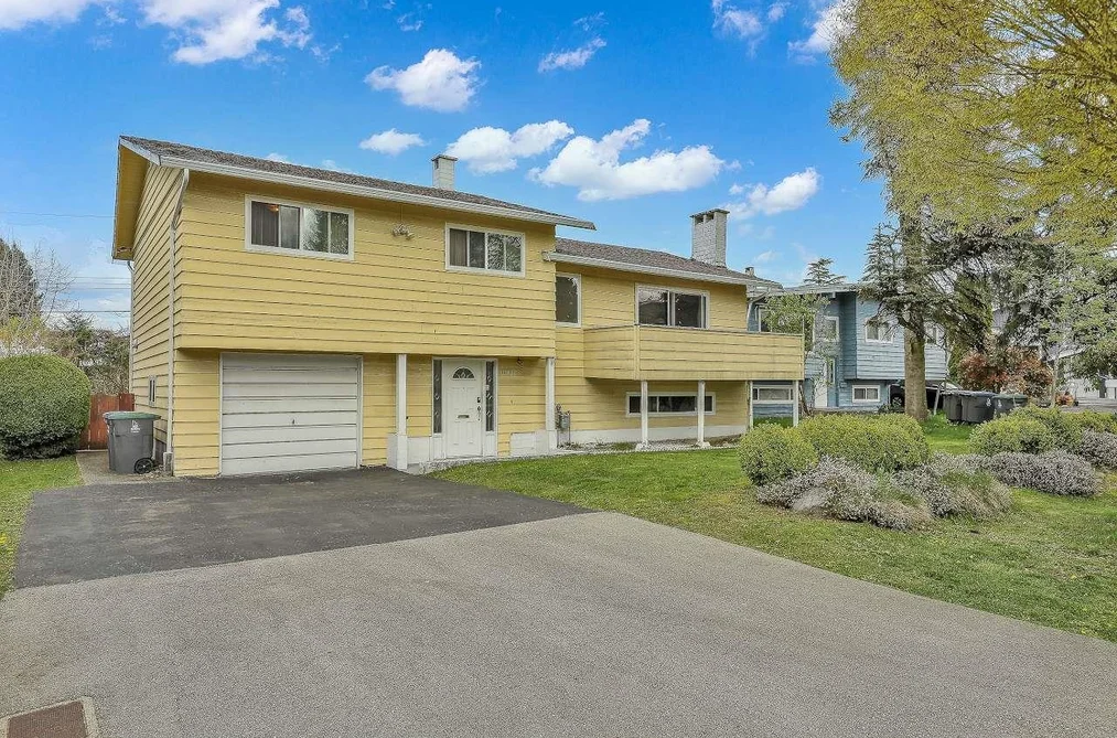 House for sale at 11050 Swan Crescent Surrey British Columbia - MLS: R3104860