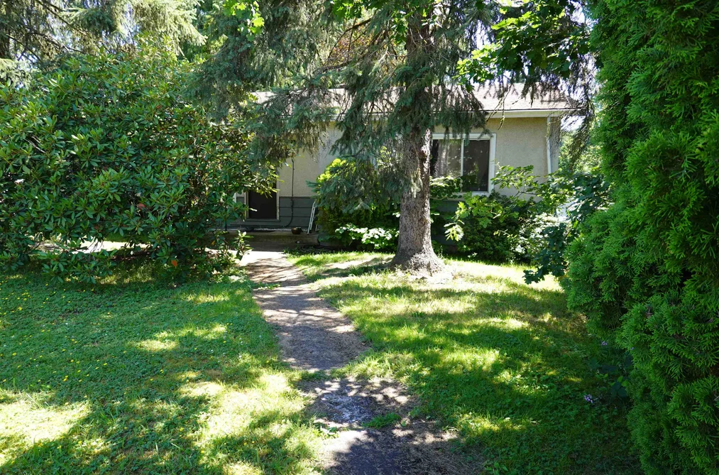 11052 240 STREET, Maple Ridge BC V2W 1H6, Maple Ridge BC — Residential for Sale - Photo 3