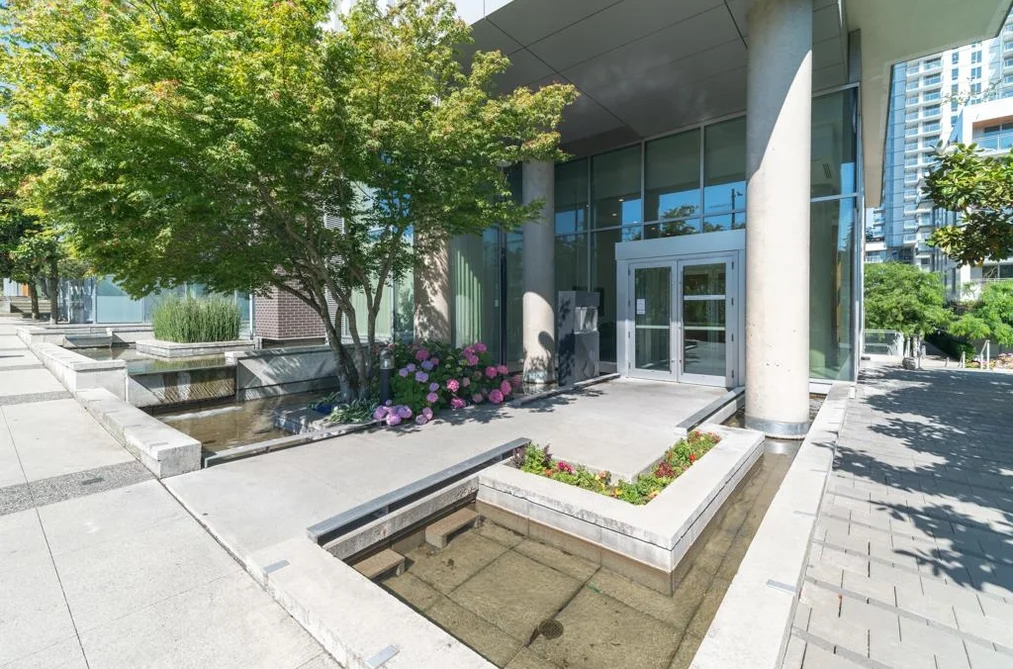 1106 - 8031 Nunavut Lane, Vancouver, BC - MLS: R3179001 - Photo 3 1106 - 8031 Nunavut Lane, Vancouver, BC - MLS: R3179001 - Photo 3