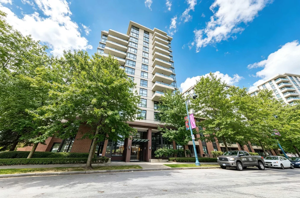 Condo for sale at 1106 8160 Lansdowne Road Richmond British Columbia - MLS: R3147598
