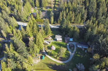 1106 A & B Gladwin Trail Rd, Roberts Creek, BC - MLS: R3089300