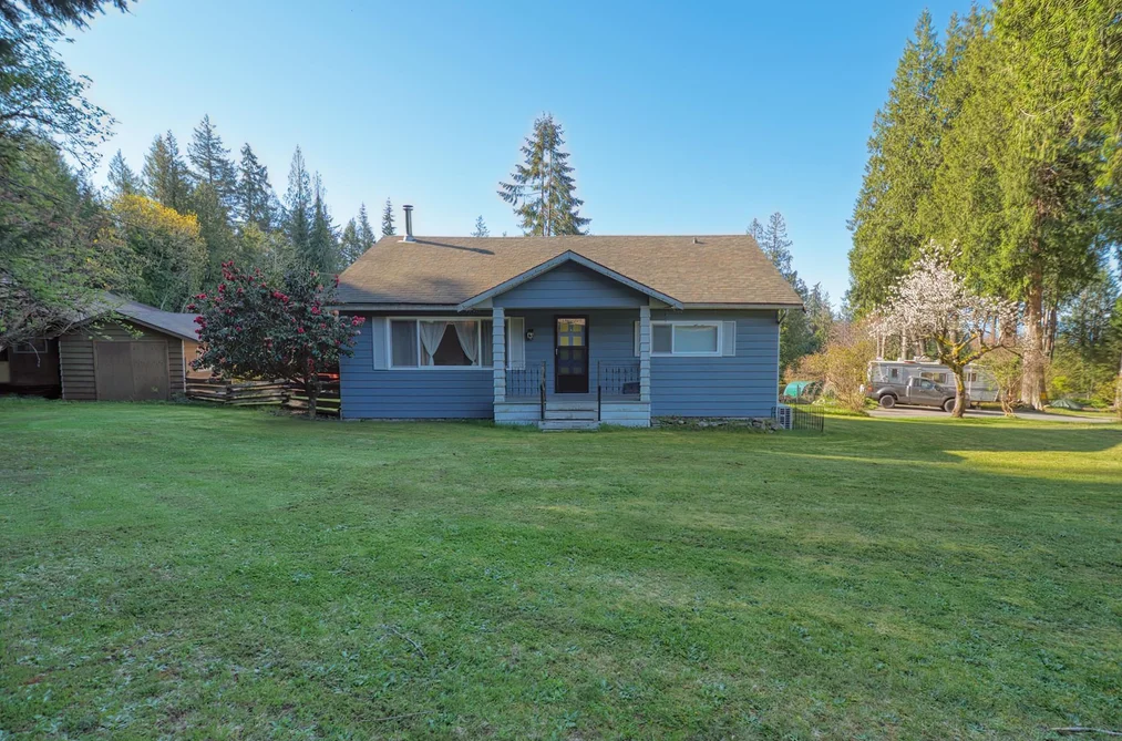 1106 A & B GLADWIN TRAIL ROAD, Roberts Creek BC V0N 2W4, Roberts Creek BC — Residential for Sale - Photo 4