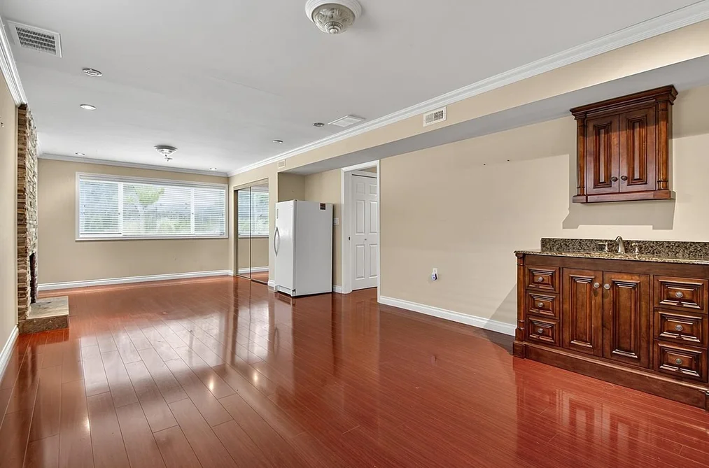 1106 HEYWOOD STREET, North Vancouver BC V7L 1H4, North Vancouver BC — Residential for Sale — Photo 3 of 23