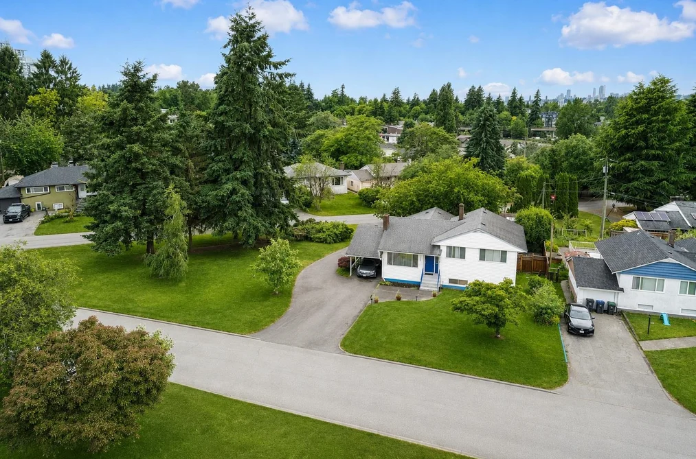 House for sale at 11063 135a Street Surrey British Columbia - MLS: R3133187