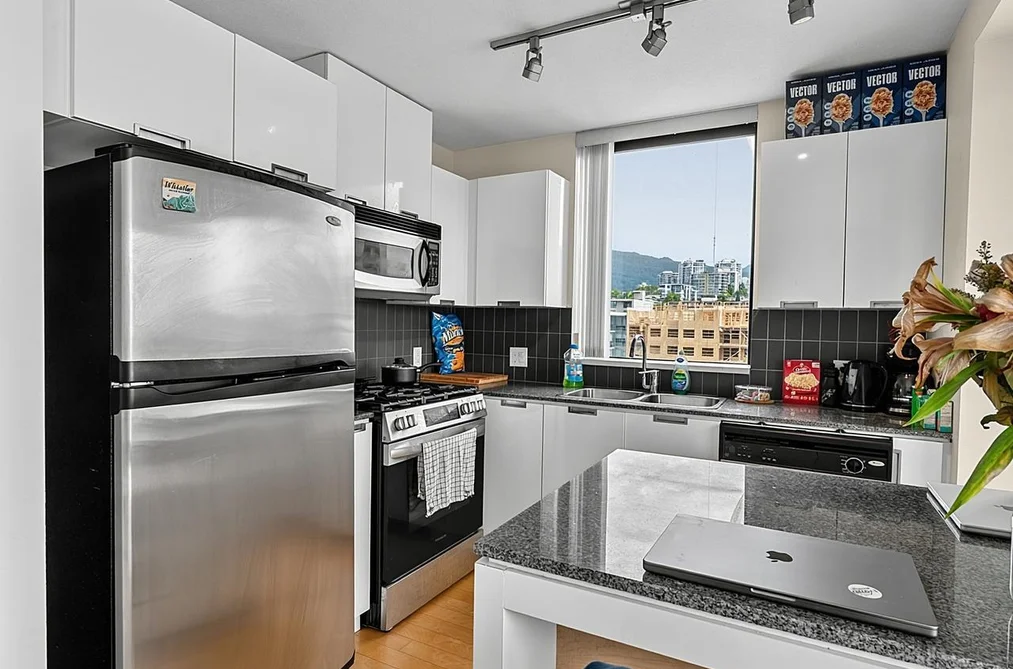 1107 151 W 2ND STREET, North Vancouver BC V7M 3P1, North Vancouver BC — Residential for Sale — Photo 11 of 23