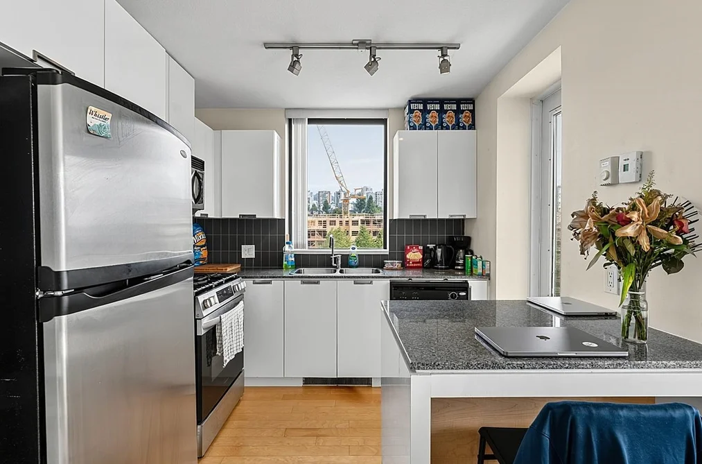 1107 151 W 2ND STREET, North Vancouver BC V7M 3P1, North Vancouver BC — Residential for Sale — Photo 13 of 23