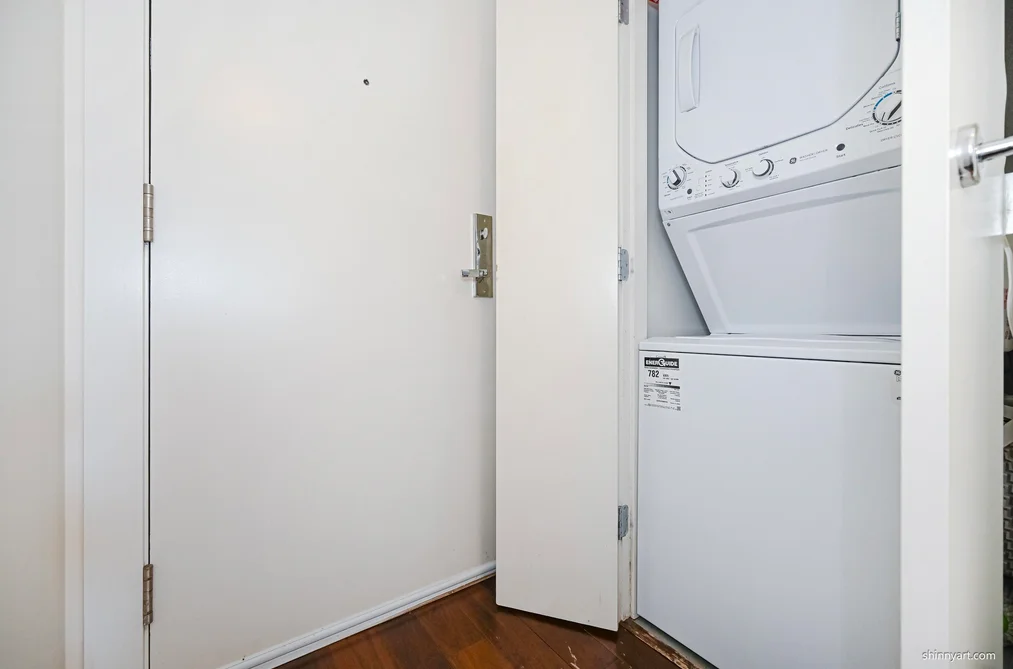 1107 565 SMITHE STREET, Vancouver BC V6B 0E4, Vancouver BC — Residential for Sale — Photo 14 of 32