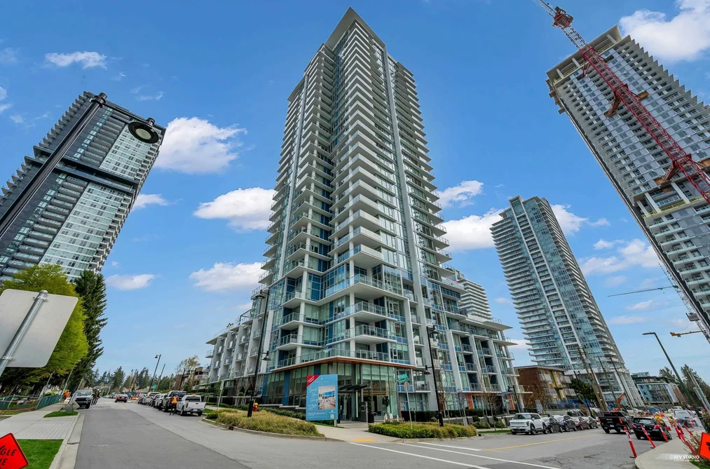Condo for sale at 1107 699 Whiting Way Coquitlam British Columbia - MLS: R3106374