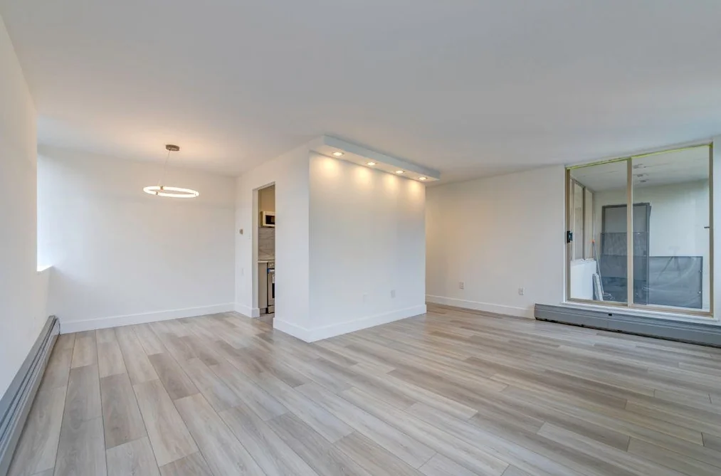 1108 2004 FULLERTON AVENUE, North Vancouver BC V7P 3G8, North Vancouver BC — Residential for Sale - Photo 3