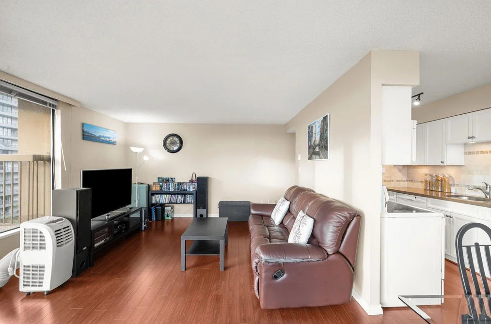 1108 2041 BELLWOOD AVENUE, Burnaby BC V5B 4V5, Burnaby BC — Residential for Sale - Photo 3