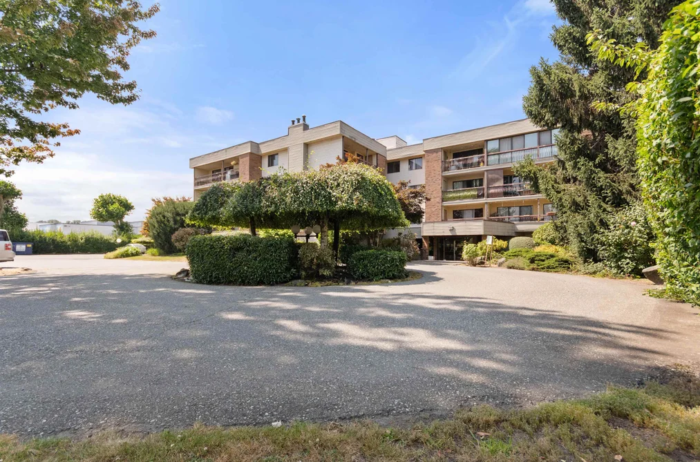 Condo for sale at 1108 45650 Mcintosh Drive Chilliwack British Columbia - MLS: R3149284