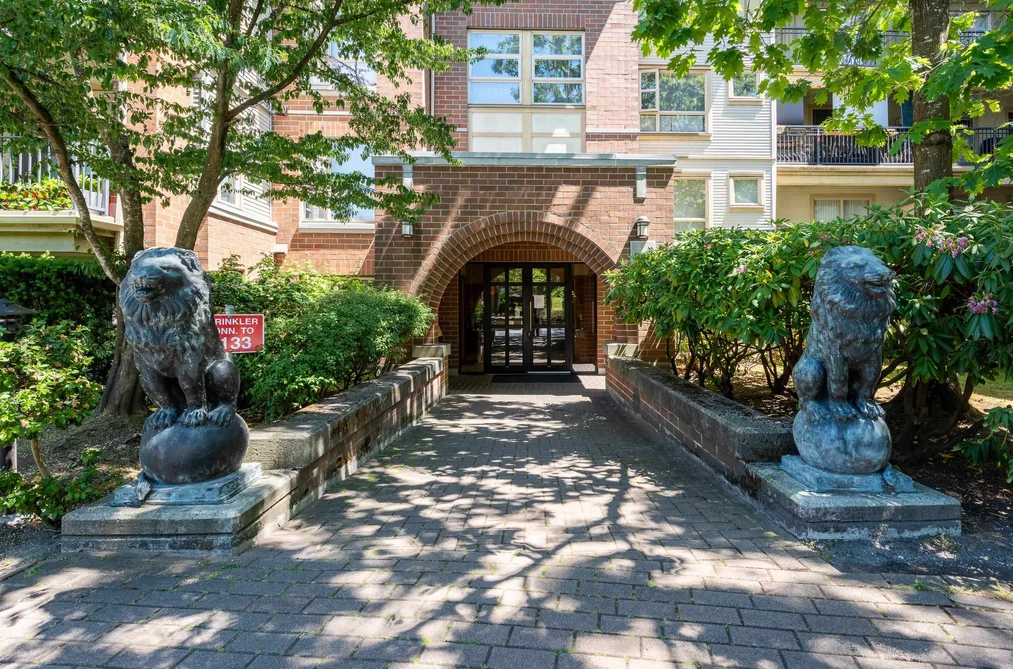 Condo for sale at 1108 5133 Garden City Road Richmond British Columbia - MLS: R3137770