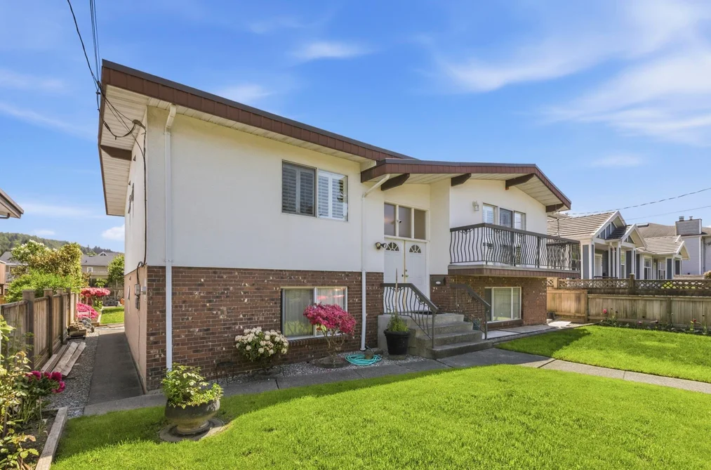 1108 CLIFF AVENUE, Burnaby BC V5A 2J7, Burnaby BC — Residential for Sale - Photo 2