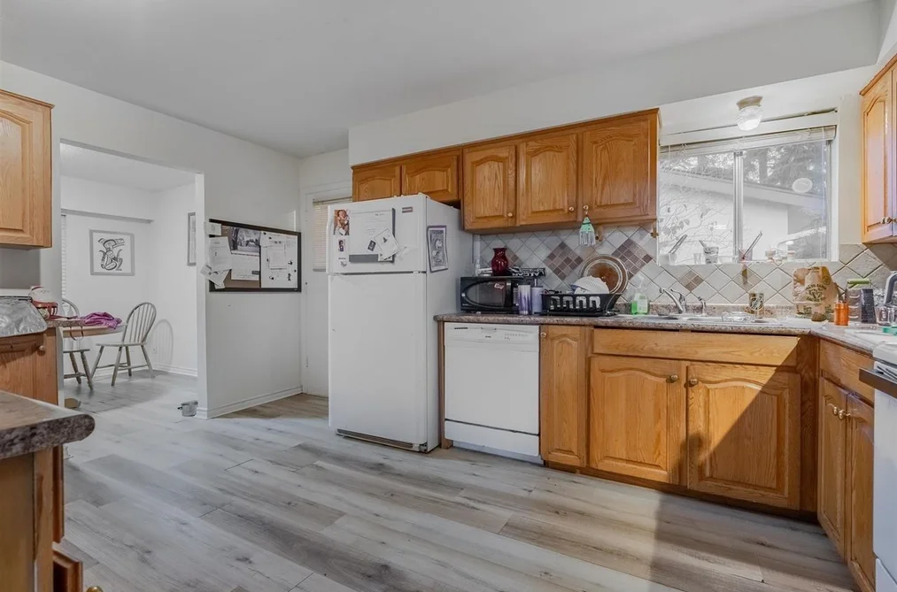 11084 148 STREET, Surrey BC V3R 3Y8, Surrey BC — Residential for Sale - Photo 4