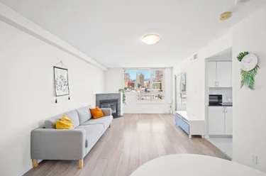 63 Keefer Pl Unit 110X, Vancouver, BC - MLS: R3178663