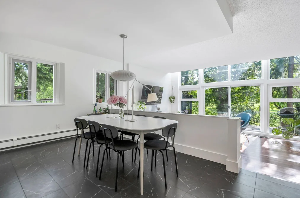 Condo for sale at 111 1350 View Crescent Delta British Columbia - MLS: R3111493