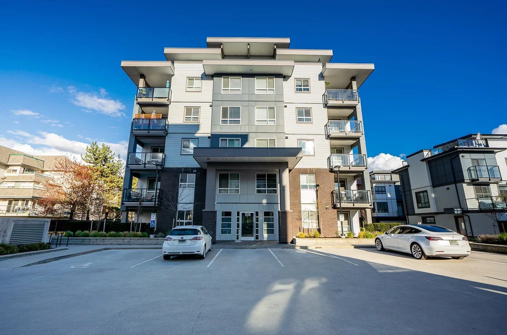 111 1516 MCCALLUM ROAD, Abbotsford BC V2S 0L9, Abbotsford BC — Residential for Sale - Photo 2