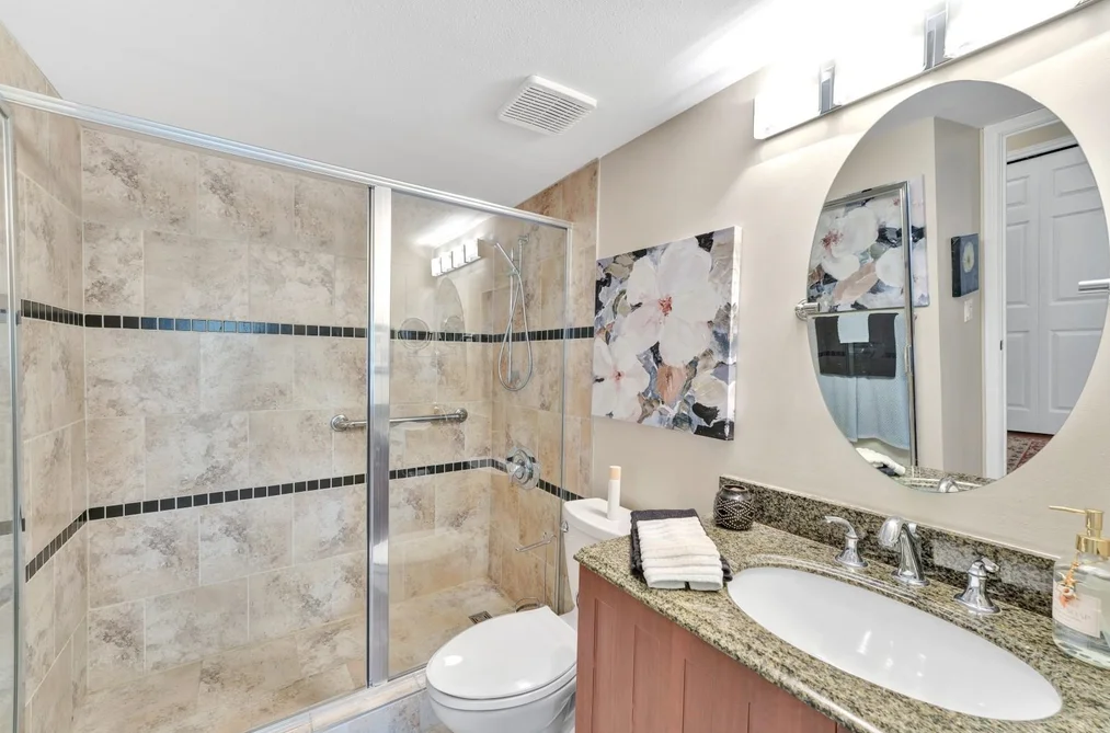 111 1840 E SOUTHMERE CRESCENT, Surrey BC V4A 9C5, Surrey BC — Residential for Sale — Photo 24 of 36