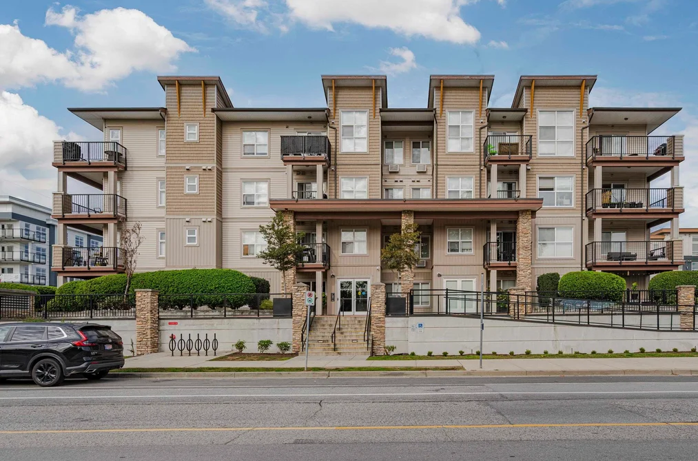 Condo for sale at 111 20175 53 Avenue Langley British Columbia - MLS: R3090530