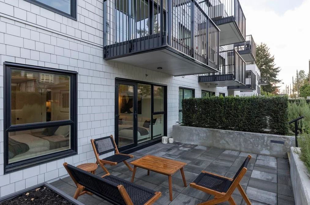 2235 E Broadway Unit 111, Vancouver, BC - MLS: R3176885