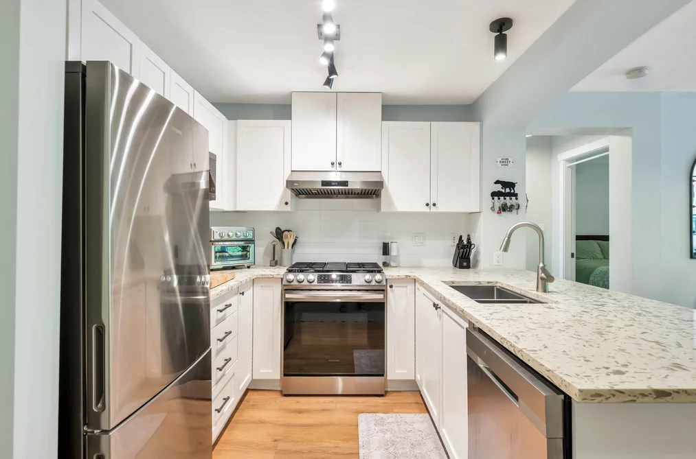 111 2958 SILVER SPRINGS BOULEVARD, Coquitlam BC V3E 3R9, Coquitlam BC — Residential for Sale - Photo 2