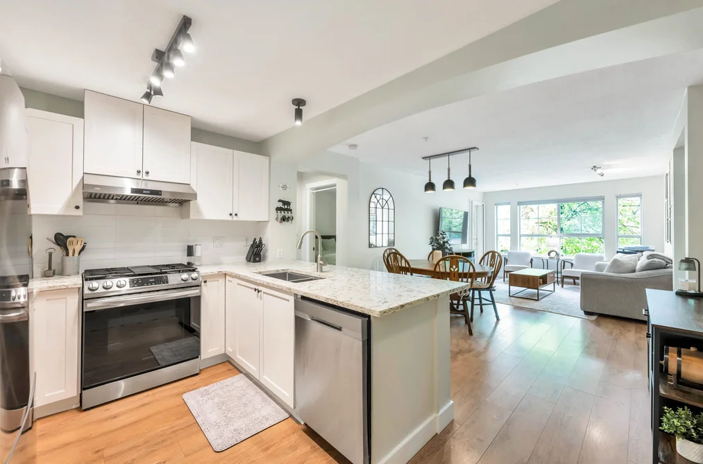 111 2958 SILVER SPRINGS BOULEVARD, Coquitlam BC V3E 3R9, Coquitlam BC — Residential for Sale - Photo 3
