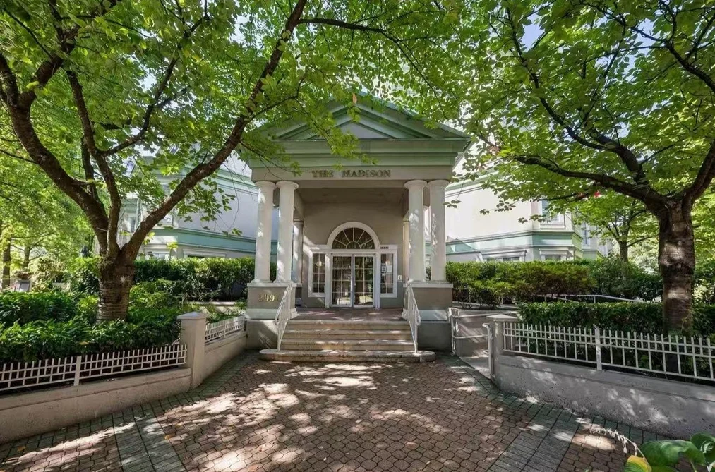 2990 Princess Cres Unit 111, Coquitlam, BC - MLS: R3174472