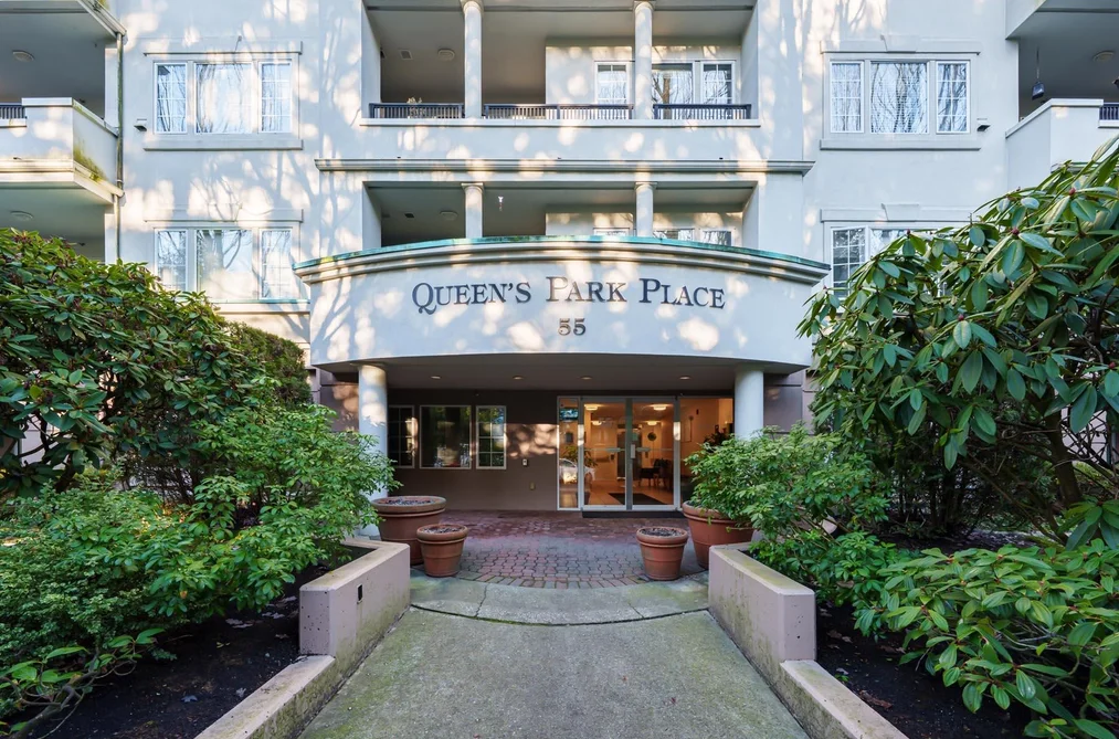 Condo for sale at 111 55 Blackberry Drive New Westminster British Columbia - MLS: R3122564