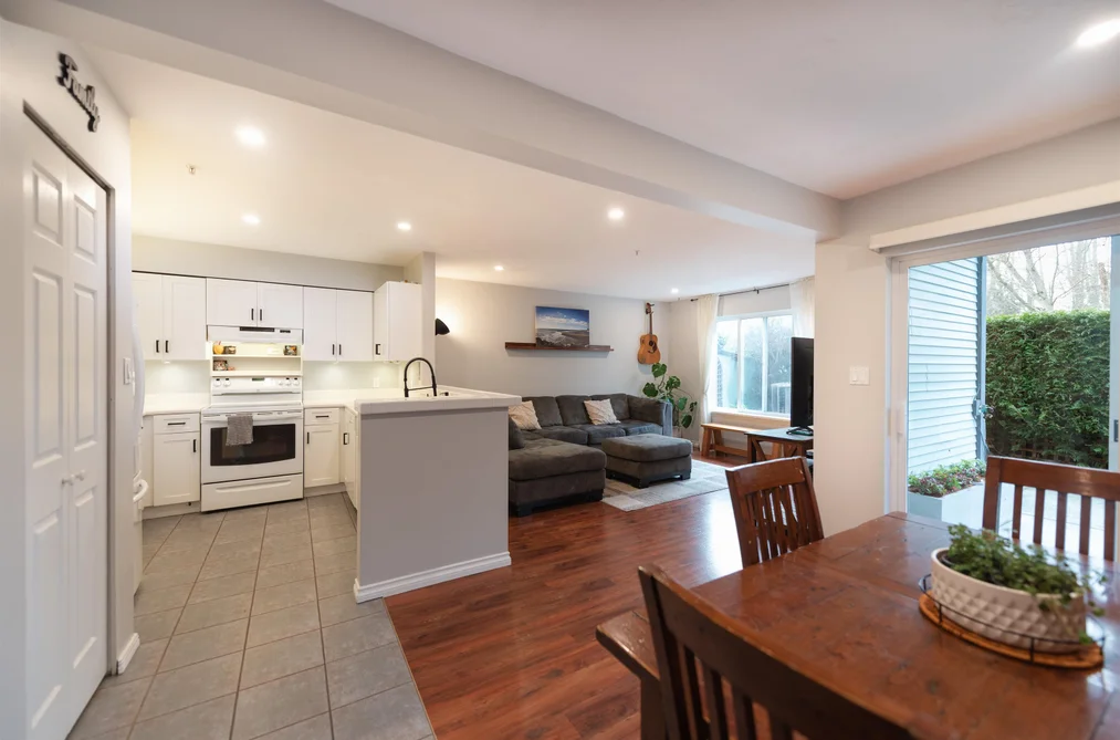 111 5711 EBBTIDE STREET, Sechelt BC V7Z 0J5, Sechelt BC — Residential for Sale - Photo 4