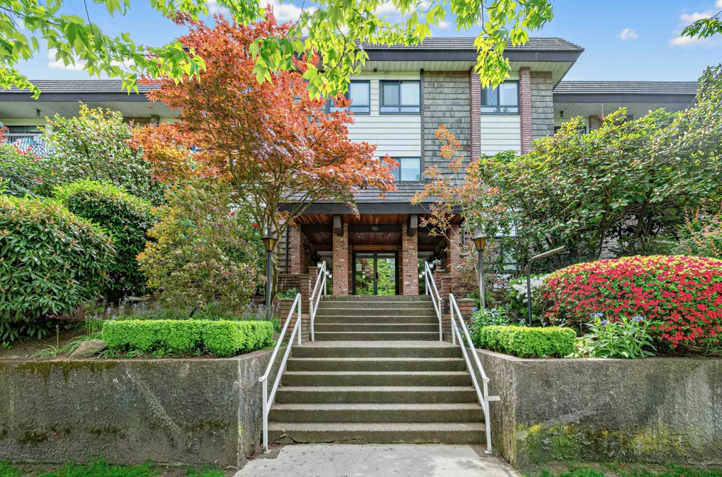 Condo for sale at 111 588 E 5 Street Vancouver British Columbia - MLS: R3123579