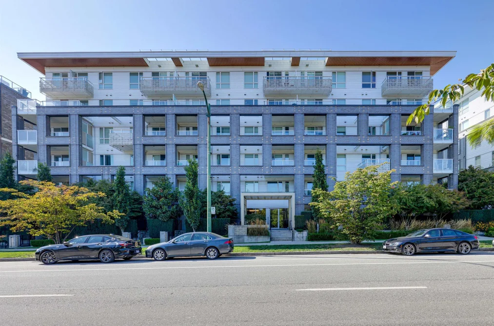 Condo for sale at 111 6677 Cambie Street Vancouver British Columbia - MLS: R3119927