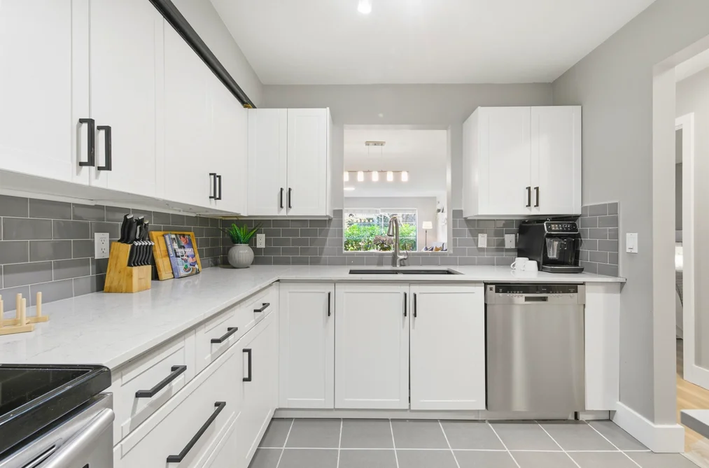 111 6820 RUMBLE STREET, Burnaby BC V5E 4H9, Burnaby BC — Residential for Sale - Photo 6