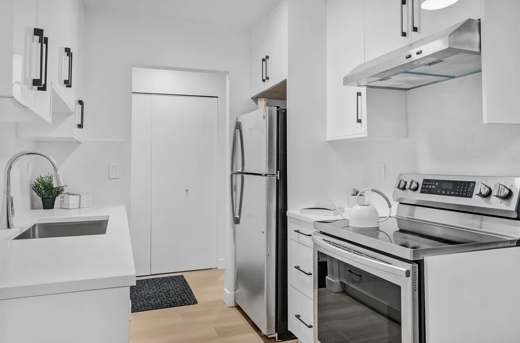 Condo for sale at 111 6931 Cooney Road Richmond British Columbia - MLS: R3133808