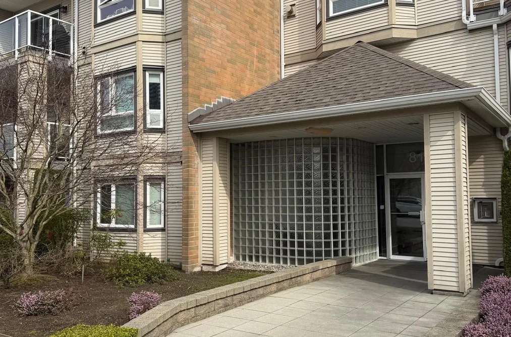111 8142 120A STREET, Surrey BC V3W 0N1, Surrey BC — Residential for Sale - Photo 2