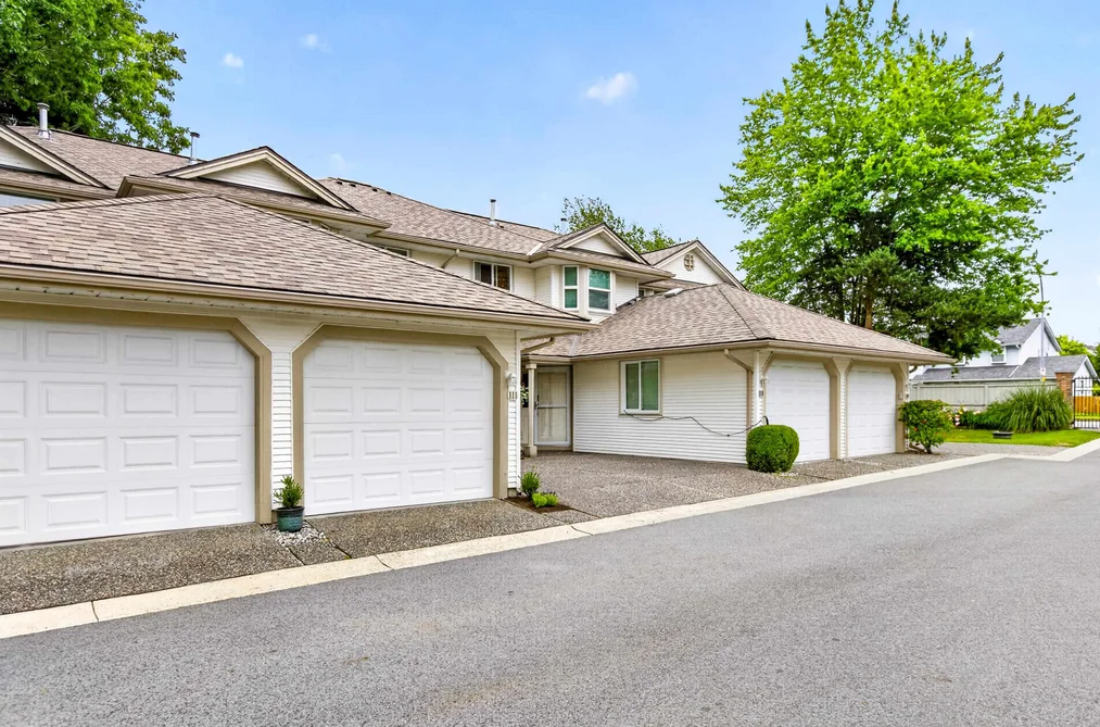 111 9045 WALNUT GROVE DRIVE, Langley BC V1M 2E1, Langley BC — Residential for Sale - Photo 2
