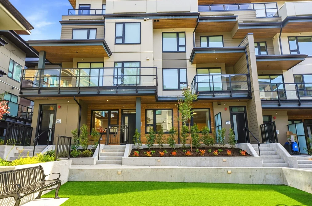 950 Lytton St Unit 111, North Vancouver, BC - MLS: R3174968