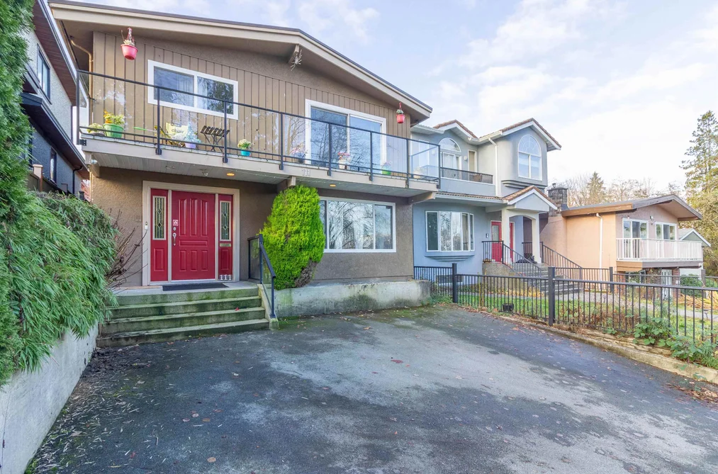 House for sale at 111 N Fell Avenue Burnaby British Columbia - MLS: R3163244