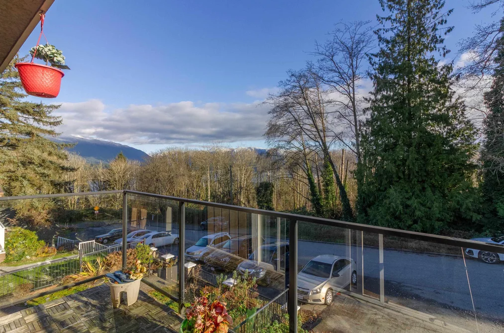 111 N FELL AVENUE, Burnaby BC V5B 1L3, Burnaby BC — Residential for Sale - Photo 5