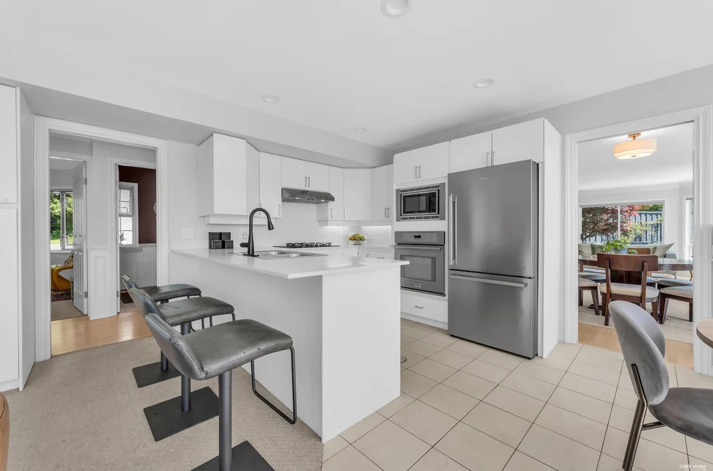 111 SANDRINGHAM CRESCENT, North Vancouver BC V7N 4E9, North Vancouver BC — Residential for Sale — Photo 14 of 40