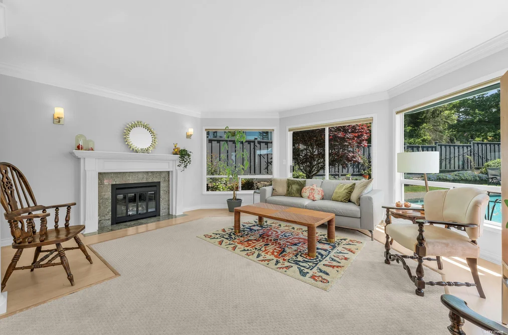 111 SANDRINGHAM CRESCENT, North Vancouver BC V7N 4E9, North Vancouver BC — Residential for Sale — Photo 9 of 40
