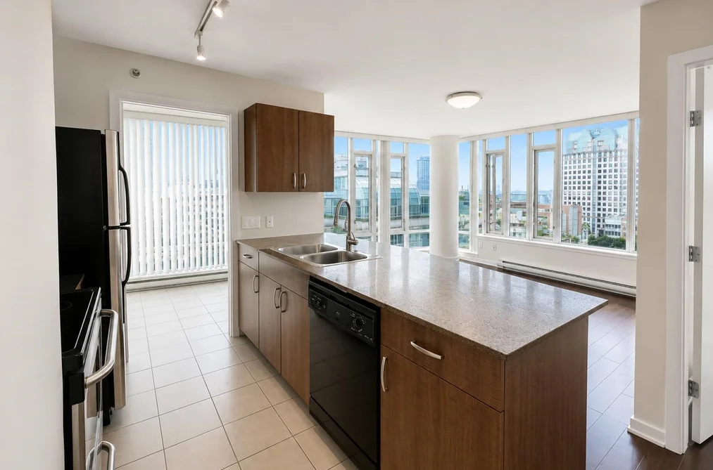 Condo for sale at 1110 610 Granville Street Vancouver British Columbia - MLS: R3157535