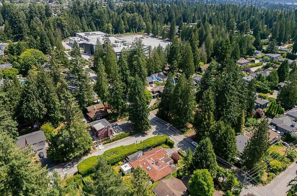 1110 HANDSWORTH ROAD, North Vancouver BC V7R 2A8, North Vancouver BC — Residential for Sale — Photo 36 of 40